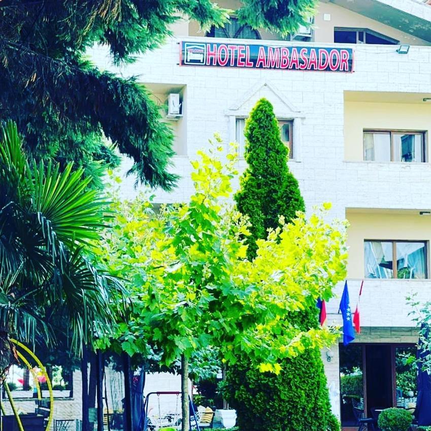 Hotel Ambasador Lezhë Exterior foto