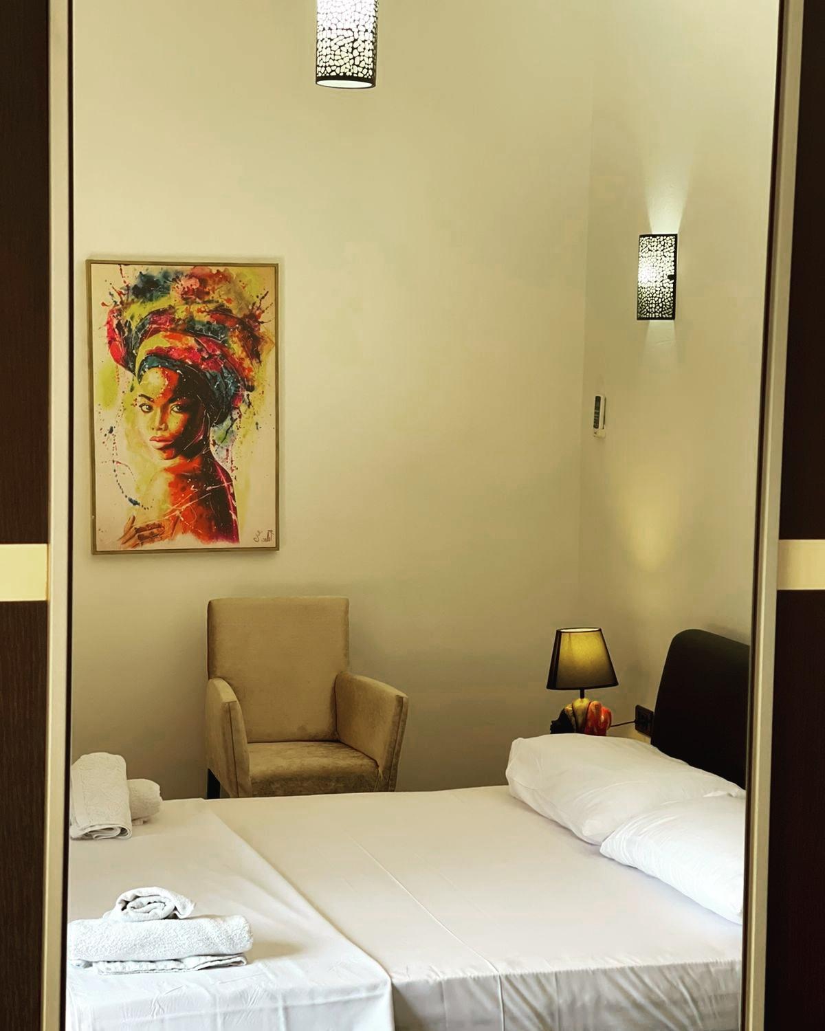 Hotel Ambasador Lezhë Habitación foto